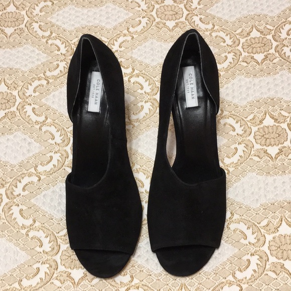 Cole Haan Viveca Black Suede Pump with Cut Out Size 8B with Box - Picture 4 of 9